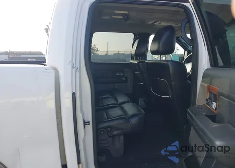 2004 Ford F-150 Lariat/Xlt z USA, uszkodzony, nr VIN 1FTPW12584FA47758